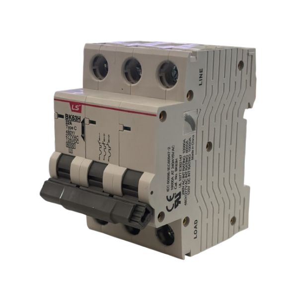BK63H-C32A 3P Interruptor Termomagnético, Breaker 3 polos, 32A, Curva de disparo C.